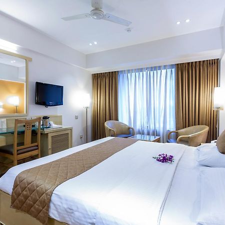 The Royal Orchid Hotel, Chembur Mumbai Ngoại thất bức ảnh