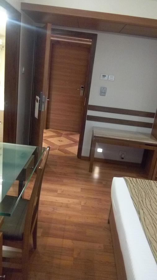 The Royal Orchid Hotel, Chembur Mumbai Ngoại thất bức ảnh