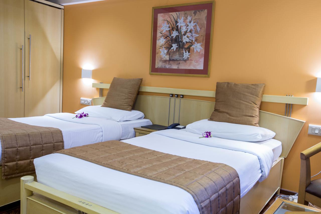 The Royal Orchid Hotel, Chembur Mumbai Ngoại thất bức ảnh